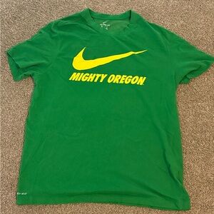 Nike Mighty Oregon Green Crew Neck T-Shirt - XL (Cotton/Polyester Blend)